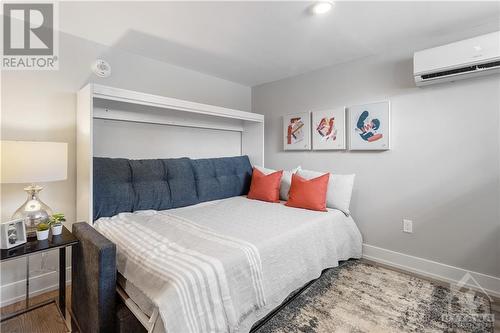 46 Nelson Street, Ottawa, ON - Indoor Photo Showing Bedroom