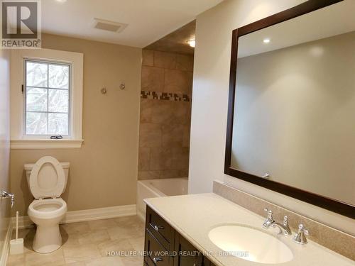 296 Benita Court E, Oakville, ON - Indoor Photo Showing Bathroom