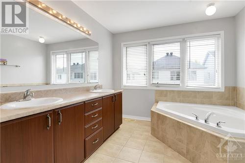 2242 Clendenan Crescent, Ottawa, ON - Indoor Photo Showing Bathroom