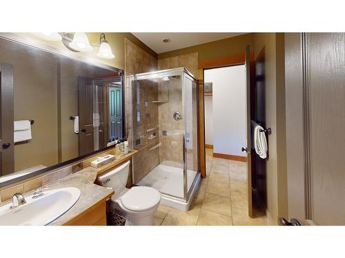 637 - 4559 Timberline Crescent, Fernie, BC - Indoor Photo Showing Bathroom
