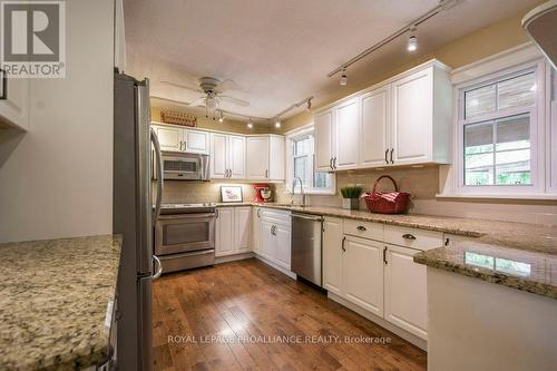 21 Storms Lane, Prince Edward County, ON - Indoor Photo Showing Kitchen