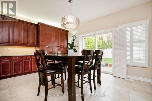 18 Cherry Bush Road, Vaughan, ON - Indoor Photo Showing Dining Room