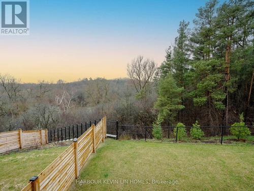 15 Knollview Lane, Richmond Hill, ON - Outdoor With View