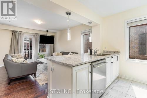 47 - 1000 Asleton Boulevard N, Milton, ON - Indoor Photo Showing Kitchen With Double Sink