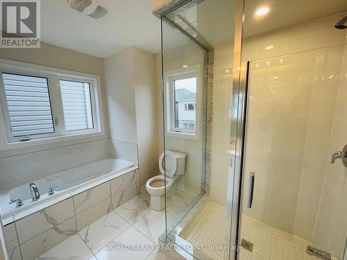 24 Rochester Drive, Barrie, ON - Indoor Photo Showing Bathroom