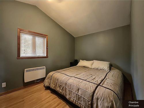 Chambre Ã  coucher principale - 31 Rue Brown, Noyan, QC - Indoor Photo Showing Bedroom