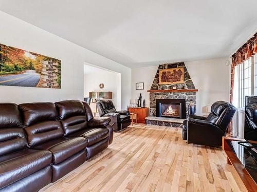 Salon - 592 Rue Martin-Perrier N., Gatineau (Aylmer), QC - Indoor Photo Showing Living Room With Fireplace