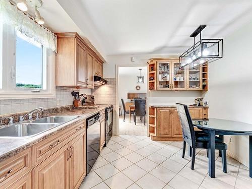 Cuisine - 592 Rue Martin-Perrier N., Gatineau (Aylmer), QC - Indoor Photo Showing Kitchen With Double Sink