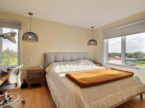 Master bedroom - 383 Rue Des Maraîchers, Québec (Beauport), QC - Indoor Photo Showing Bedroom