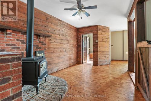 1309 Temple Avenue, Innisfil, ON - Indoor Photo Showing Other Room