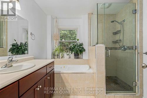 351 Mill Street, Quinte West, ON - Indoor Photo Showing Bathroom