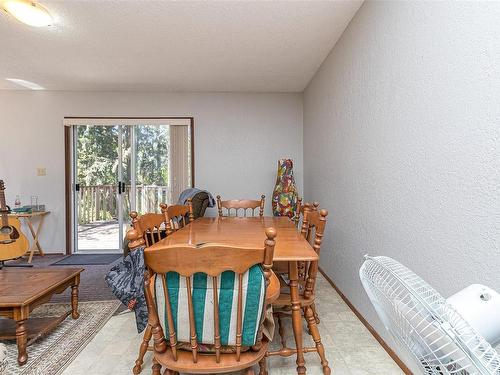 2524 Wentwich Rd, Langford, BC - Indoor Photo Showing Dining Room