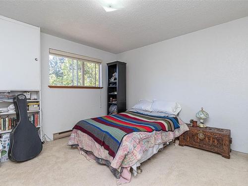 2524 Wentwich Rd, Langford, BC - Indoor Photo Showing Bedroom