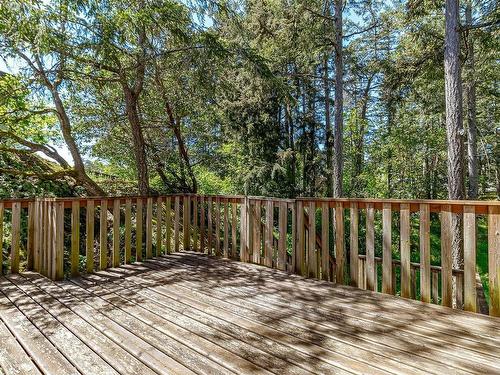 2524 Wentwich Rd, Langford, BC - Outdoor