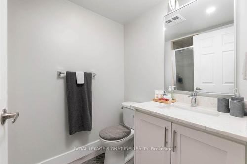 406-265 Enfield Pl, Mississauga, ON - Indoor Photo Showing Bathroom