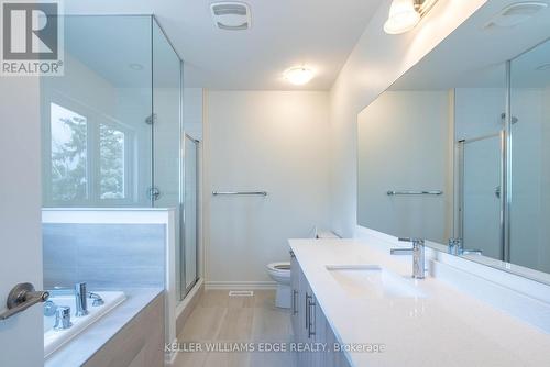 9 Greer Street, Barrie, ON - Indoor Photo Showing Bathroom