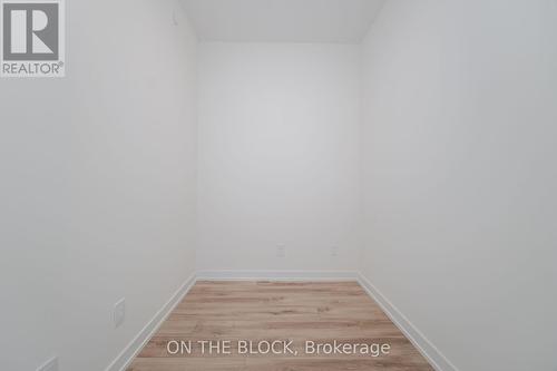 818 - 335 Wheat Boom Drive, Oakville, ON - Indoor Photo Showing Other Room