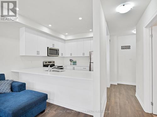 71 - 9460 The Gore Road, Brampton, ON - Indoor Photo Showing Kitchen With Double Sink