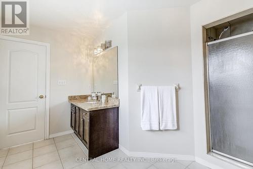 Main - 14 Pelham Drive, Hamilton, ON - Indoor Photo Showing Bathroom