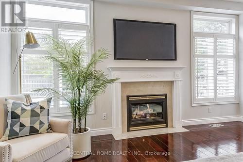 Main - 14 Pelham Drive, Hamilton, ON - Indoor Photo Showing Living Room With Fireplace