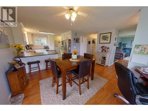 3635 Phillips Road, Creston, BC - Indoor Photo Showing Dining Room