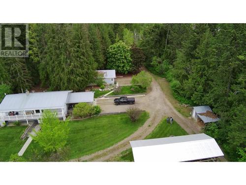 3635 Phillips Road, Creston, BC - Outdoor