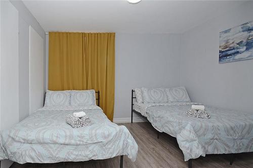 4744 Morrison Street, Niagara Falls, ON - Indoor Photo Showing Bedroom