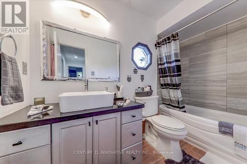 8 Reed Drive, Ajax, ON - Indoor Photo Showing Bathroom