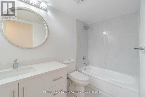 1504 - 45 Kingsbridge Garden Circle, Mississauga, ON - Indoor Photo Showing Bathroom