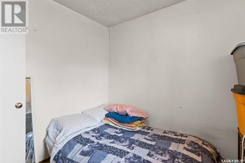 1516 G Avenue N, Saskatoon, SK - Indoor Photo Showing Bedroom