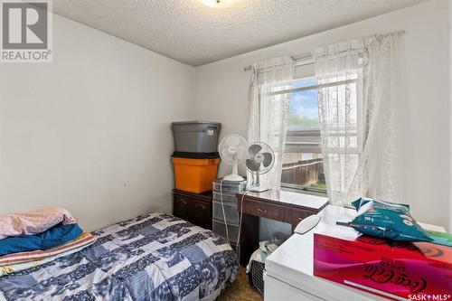 1516 G Avenue N, Saskatoon, SK - Indoor Photo Showing Bedroom