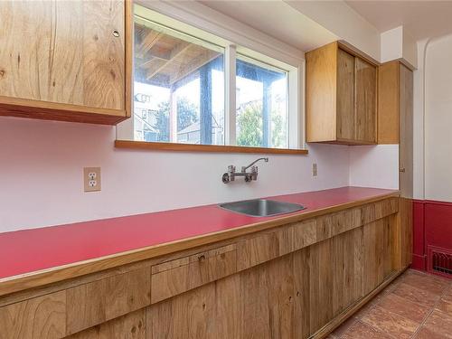690 Dallas Rd, Victoria, BC - Indoor Photo Showing Kitchen