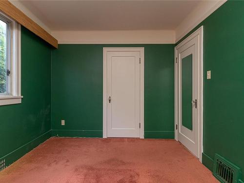 690 Dallas Rd, Victoria, BC - Indoor Photo Showing Bedroom