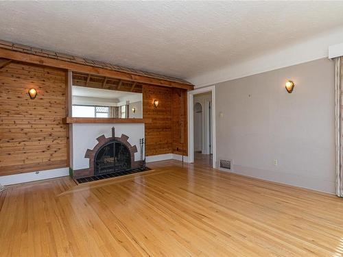 690 Dallas Rd, Victoria, BC - Indoor Photo Showing Living Room With Fireplace