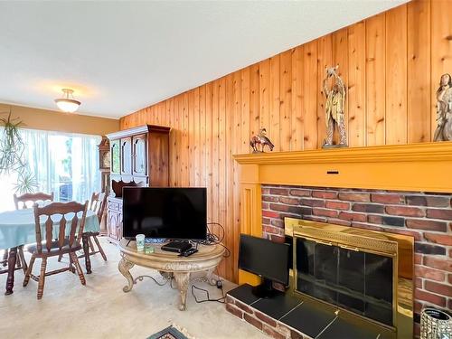 2033 Ardwell Ave, Sidney, BC - Indoor With Fireplace
