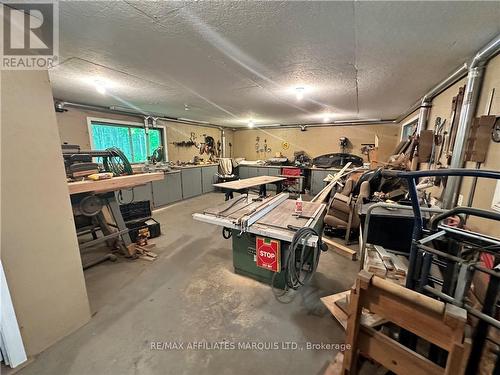 18700 County Road 24 Road, North Glengarry, ON - Indoor Photo Showing Garage