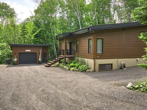 Back facade - 34 Ch. Lac-Léon, Saint-Donat, QC - Outdoor