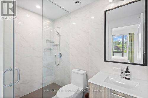 302 - 280 Howland Avenue, Toronto, ON - Indoor Photo Showing Bathroom