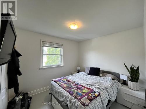 29 Arrowflight Drive, Markham, ON - Indoor Photo Showing Bedroom