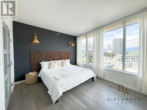800 9 Smithe Mews, Vancouver, BC - Indoor Photo Showing Bedroom