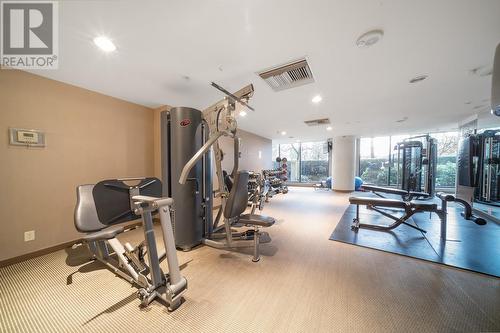 800 9 Smithe Mews, Vancouver, BC - Indoor Photo Showing Gym Room