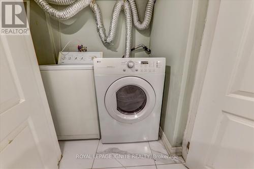29 Portico Drive, Toronto, ON - Indoor Photo Showing Laundry Room