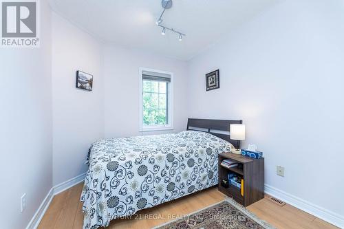 80 Snedden Avenue, Aurora, ON - Indoor Photo Showing Bedroom