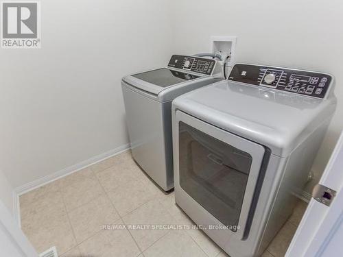 14 Mercedes Road, Brampton, ON - Indoor Photo Showing Laundry Room