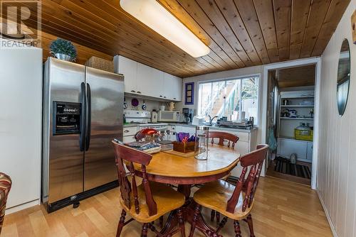 51900 Lloyd Drive, Prince George, BC - Indoor Photo Showing Dining Room