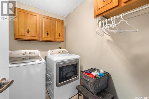 1223 Maybery Crescent, Moose Jaw, SK - Indoor Photo Showing Laundry Room