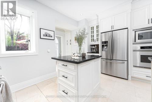 258 Willow Avenue S, Toronto, ON - Indoor Photo Showing Kitchen