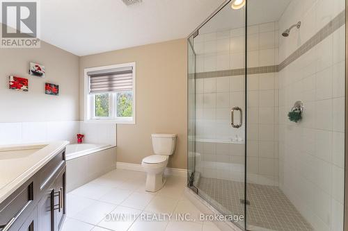 267 Wedgewood Drive, Woodstock, ON - Indoor Photo Showing Bathroom