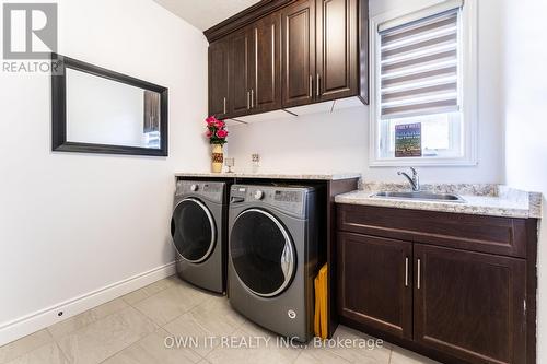 267 Wedgewood Drive, Woodstock, ON - Indoor Photo Showing Laundry Room