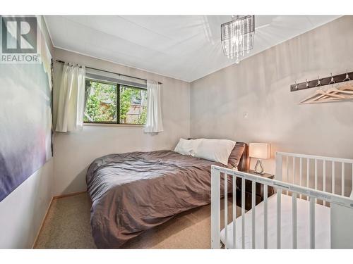 661 Lakeview  Road, Windermere, BC - Indoor Photo Showing Bedroom